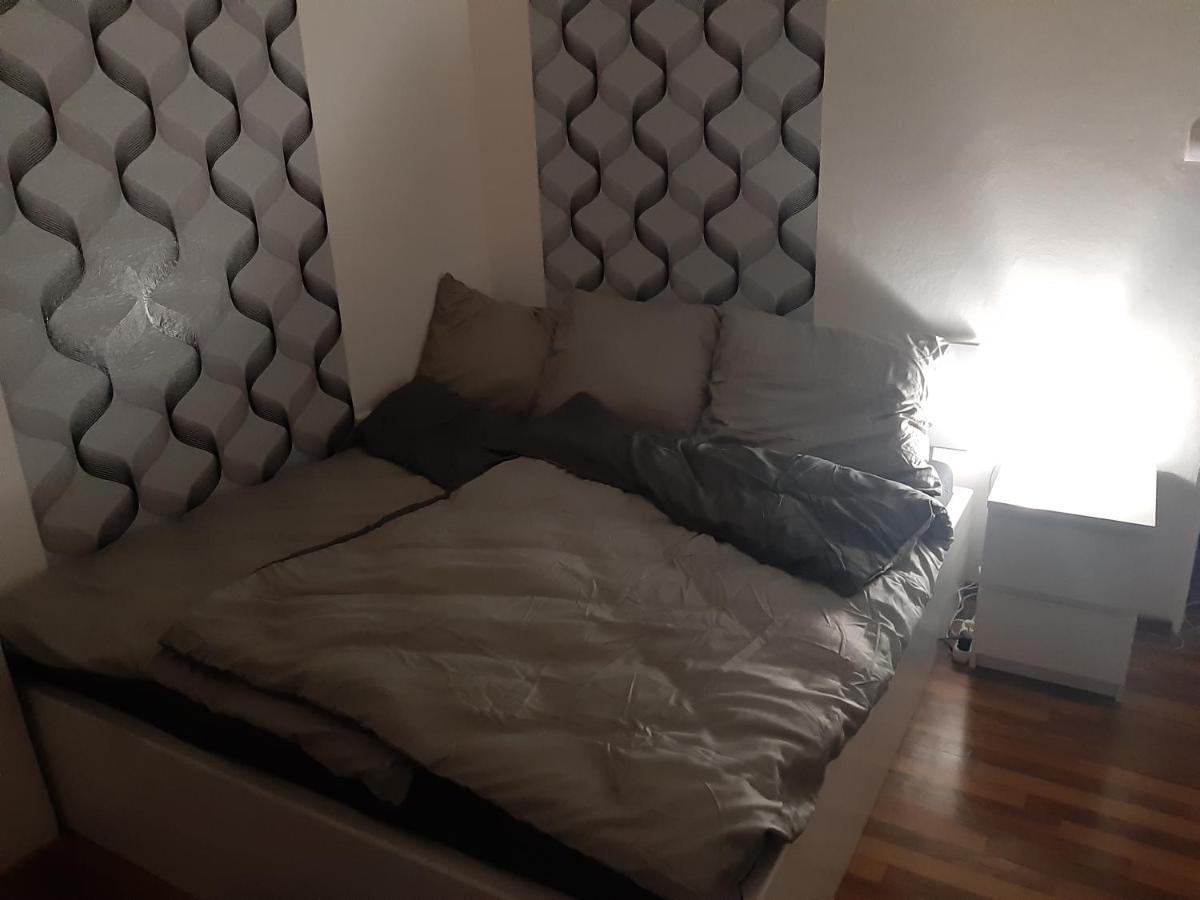 Prague Apartment In Most Near Golf Club, Aqua-Hipo-Autodrom In 莫斯特 外观 照片